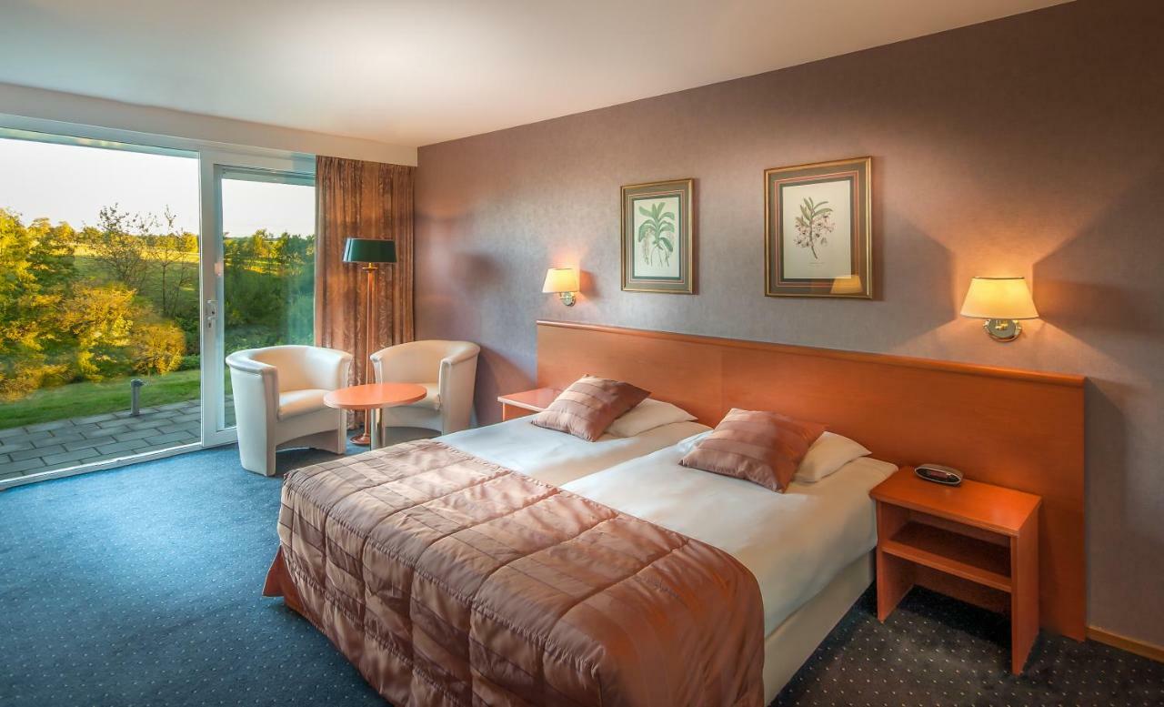 שחין אופ חול Landhotel Heuvelzicht מראה חיצוני תמונה